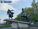 «Исход» в Новороссийске: почему не все местные любят этот памятник и при чём тут Высоцкий