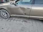 На Золотой Рыбке в Новороссийске повредили автомобиль и скрылись: водитель ищет виновного