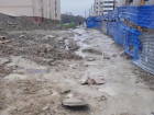 По колено в грязи добираются домой жители спального района Новороссийска