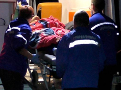 «Скорая увозила, а она кричала от боли»: девушка выпала с 7 этажа в Новороссийске 