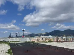 Пляжную тренажерную площадку в Новороссийске пообещали улучшить к сезону