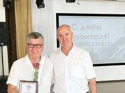 Поздравление ко Дню строителя запретили комментировать на страничке главы Новороссийска