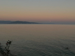 Лето продолжается: какое море сейчас теплее - Черное или Азовское? 