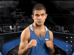 Боксёр из Новороссийска Тенгиз Котоян смог выйти в полуфинал Чемпионата России