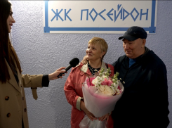 Ожидание сроком в 10 лет: 75 бывших дольщиков «КЖС» получают ключи