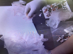 В Новороссийске взрослая женщина попалась при поднятии «закладки»