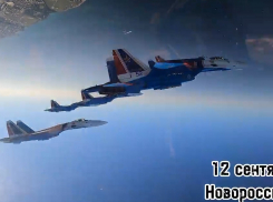 «Русские витязи» поздравили новороссийцев с Новым годом