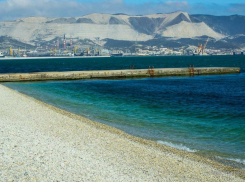 Вода в Чëрном море прогрелась ещё на один градус: подарки новороссийцам от погоды