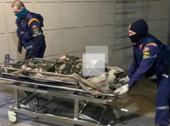 Новороссийские спасатели нашли пропавшую пожилую женщину в заброшенном доме