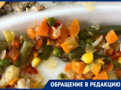 Новороссийцев кормят тараканами в городской столовой 