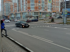 «При повороте едва не сбивали»: быть ли светофору на улице Молодежной в Новороссийске