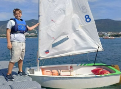 В Геленджике школьник спас тонущую пенсионерку 