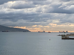 Погода в Новороссийске: малооблачно, тепло, может выглянуть солнце