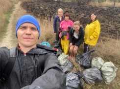 Горстка неравнодушных новороссийцев смогла убрать то, что наносилось десятилетиями