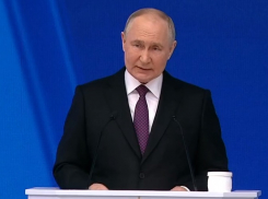 Путин: школьникам России могут дать возможность пересдать ЕГЭ по выбору