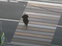 В Новороссийске построили пешеходный переход из «ниоткуда» в «никуда»