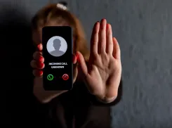 «Будете продлевать договор?»: жительница Новороссийска рассказала о новой схеме мошенников 