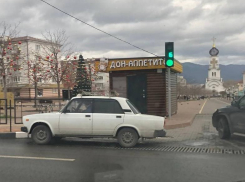 «Это его уже перенесли?!» - новороссийские депутаты разбираются с ларьком на бульваре Черняховского