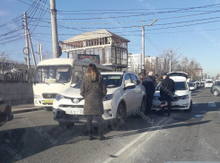 Две иномарки столкнулись в центре  Новороссийска