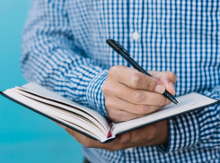 Говорить по-русски и без “братьев”: мигрантов решили учить правилам поведения в России