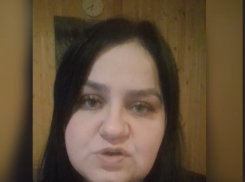 «Я готова стать попрошайкой в ваших глазах, если это спасет моих детей»: мама двоих сыновей обратилась к новороссийцам