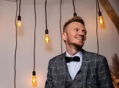 Талантливый и яркий ведущий Новороссийска Андрей Решетняк сегодня отмечает день рождения