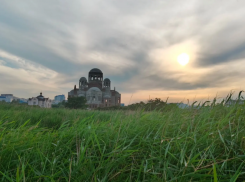 Небесная ярость ударит по Краснодарскому краю: штормовое предупреждение - срочно укройтесь 