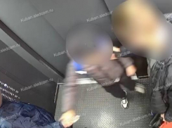 Новороссиец, толкнувший ребенка в лифте, принес извинения 