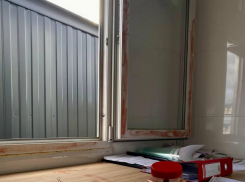 Похитила перфоратор и другие инструменты — женщина предстанет перед судом в Новороссийске