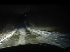 Ямы размером с колесо: таксисты не едут на эту улицу Новороссийска 