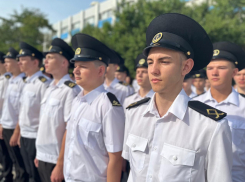 День знаний в Ушаковке встретили около 1800 новобранцев
