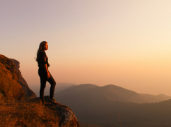 Афиша на выходные в Новороссийске с 12 по 14 июля: закат на горе «Лысая», «Русалочка» и «Гавайская вечеринка» 