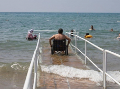 «Мы все равны»: пляж для инвалидов может появиться в Широкой Балке 