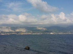 Новороссийцев ждёт ветреный вторник