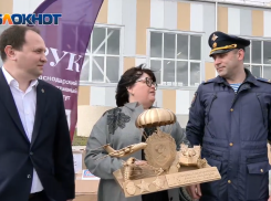 «Ждем с победой»: военнослужащие из Новороссийска принимают подарки в День защитника Отечества