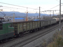 Грузовой поезд сбил человека под Новороссийском