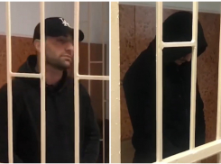 Убийство жены новороссийского бизнесмена: подозреваемый прятал лицо в суде 