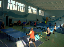 Настольный теннис и ветераны встречаются в Новороссийске каждую неделю