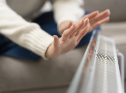 В снег и холод сотни новороссийцев остались без отопления 