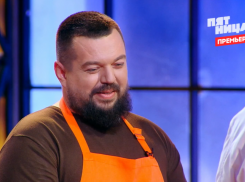 Ведущие «Битвы шефов» проглотили язык: чем новороссиец удивил Ивлева и Агзамова