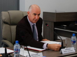 Под Новый год новороссийские депутаты будут выбирать главу администрации