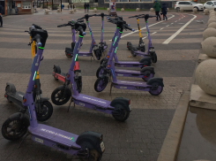 Новороссийцы вслед за жителями Краснодара просят запретить электросамокаты в городе 