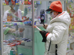 От жаропонижающих до гормональных: с аптечных полок Новороссийска исчезли важные лекарства 