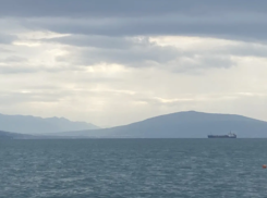 Черное море малопригодно для судоходства: заявление в Кремле и стрельбы в Новороссийске