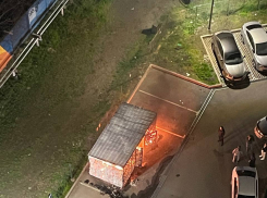 ЖК горит, а пожарные не могут проехать: новороссиец о пожарной НЕбезопасности дома