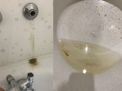 Песок в голове и на тарелке: новороссийцы недовольны качеством воды