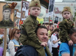 Тысячи новороссийцев стали в строй «Бессмертного полка»