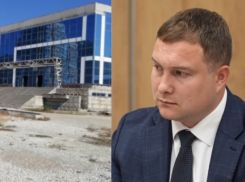 «Не достроим даже сдвинув»: губернатор «попросил уволиться» своего зама по строительству Александра Нестеренко