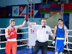 Новороссийская СШ “Олимпиец” поздравила Тенгиза Котояна с победой