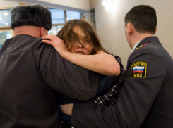 В Новороссийске арестовали женщину, напавшую на врача Скорой помощи